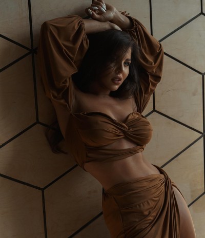 Анюта, Г. Изобильный