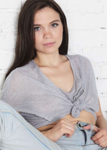 Таня, Г. Изобильный